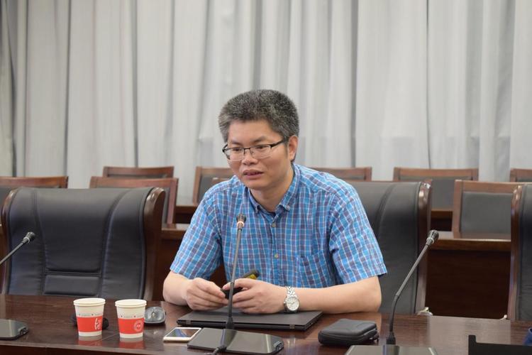 重庆工商大学会计学院第七期博士论坛圆满举行